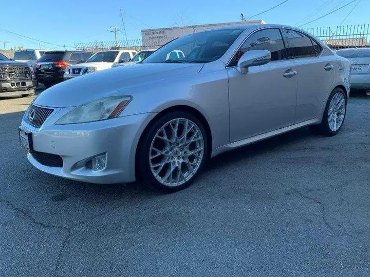 SILVER, 2010 LEXUS IS Image 15