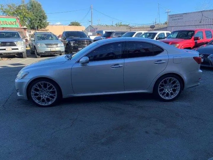 SILVER, 2010 LEXUS IS Image 18