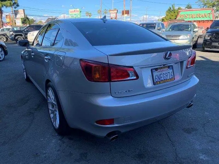 SILVER, 2010 LEXUS IS Image 23