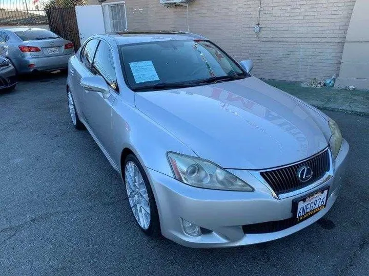 SILVER, 2010 LEXUS IS Image 1