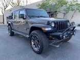 GRAY, 2020 JEEP GLADIATOR Thumnail Image 3