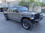 GRAY, 2020 JEEP GLADIATOR Thumnail Image 5