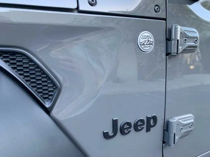 GRAY, 2020 JEEP GLADIATOR Image 78