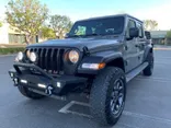 GRAY, 2020 JEEP GLADIATOR Thumnail Image 166