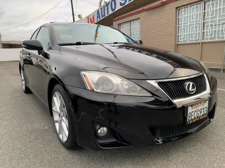 BLACK, 2012 LEXUS IS Image 14