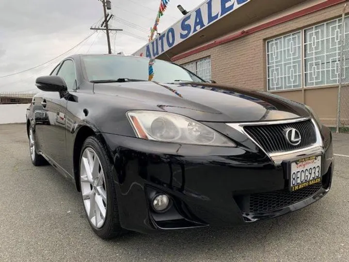 BLACK, 2012 LEXUS IS Image 15