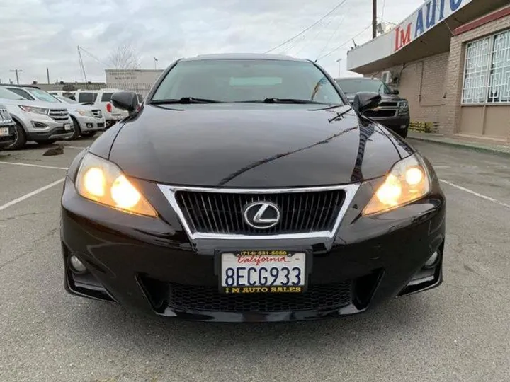 BLACK, 2012 LEXUS IS Image 135