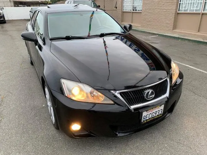 BLACK, 2012 LEXUS IS Image 137