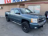 BLUE, 2008 CHEVROLET SILVERADO 1500 CREW CAB Thumnail Image 4