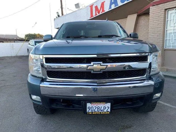 BLUE, 2008 CHEVROLET SILVERADO 1500 CREW CAB Image 9