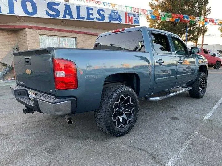 BLUE, 2008 CHEVROLET SILVERADO 1500 CREW CAB Image 32