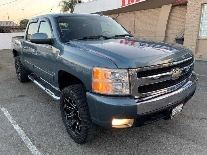 BLUE, 2008 CHEVROLET SILVERADO 1500 CREW CAB Image 135