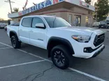 WHITE, 2016 TOYOTA TACOMA DOUBLE CAB Thumnail Image 5