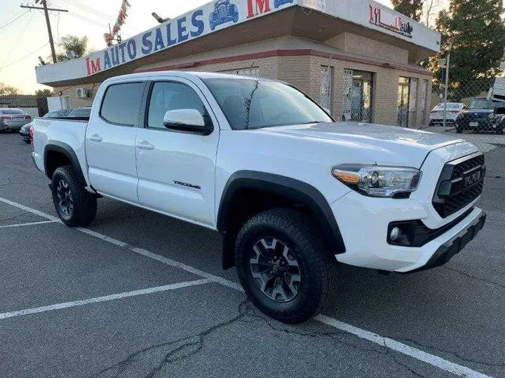 WHITE, 2016 TOYOTA TACOMA DOUBLE CAB Image 5