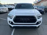 WHITE, 2016 TOYOTA TACOMA DOUBLE CAB Thumnail Image 13