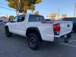 WHITE, 2016 TOYOTA TACOMA DOUBLE CAB Thumnail Image 27