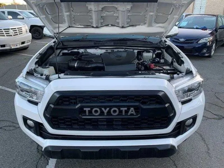 WHITE, 2016 TOYOTA TACOMA DOUBLE CAB Image 45