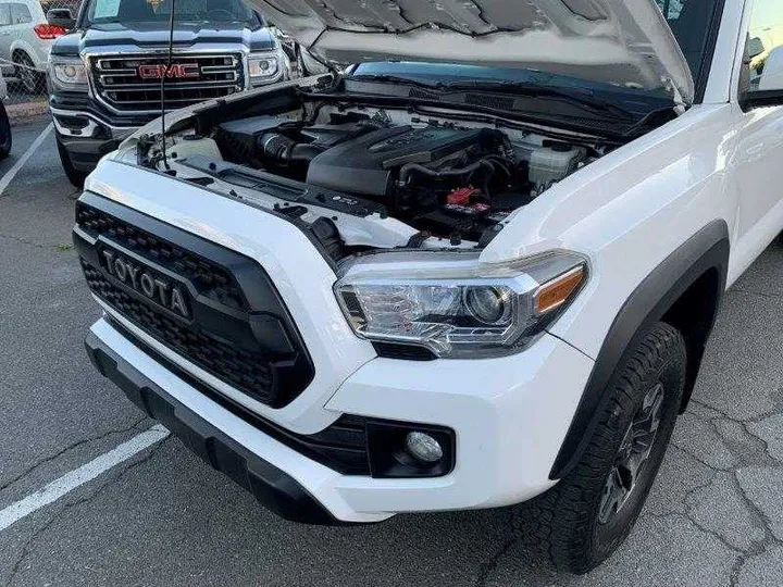 WHITE, 2016 TOYOTA TACOMA DOUBLE CAB Image 46