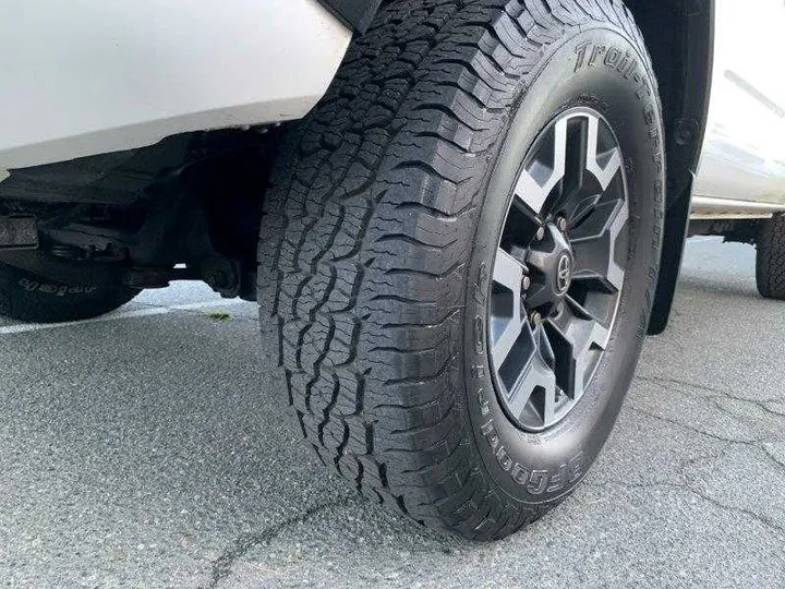 WHITE, 2016 TOYOTA TACOMA DOUBLE CAB Image 52