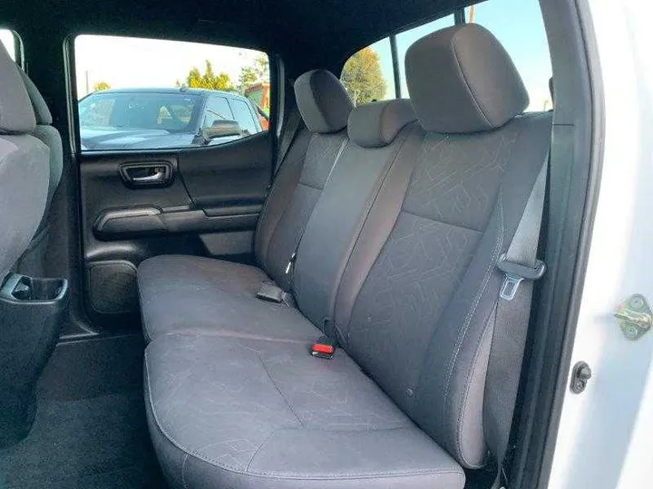 WHITE, 2016 TOYOTA TACOMA DOUBLE CAB Image 69