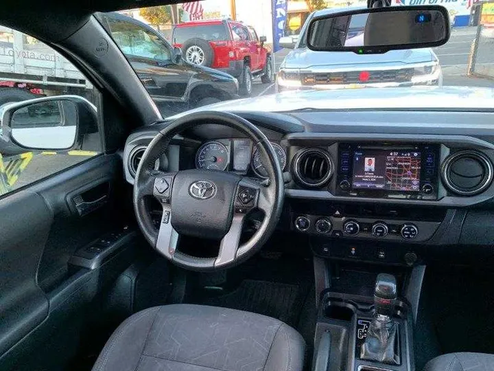 WHITE, 2016 TOYOTA TACOMA DOUBLE CAB Image 83