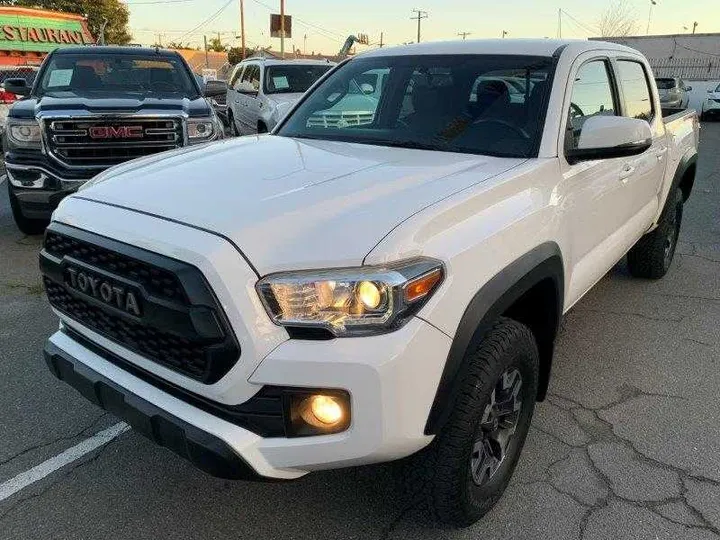 WHITE, 2016 TOYOTA TACOMA DOUBLE CAB Image 101