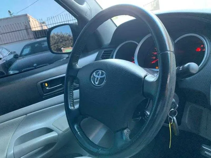 WHITE, 2008 TOYOTA TACOMA ACCESS CAB Image 89