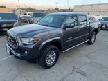 GRAY, 2017 TOYOTA TACOMA DOUBLE CAB Thumnail Image 20