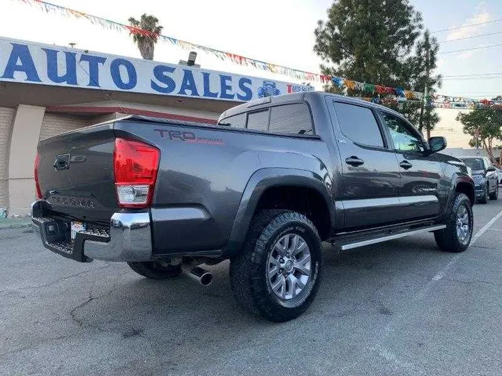 GRAY, 2017 TOYOTA TACOMA DOUBLE CAB Image 48