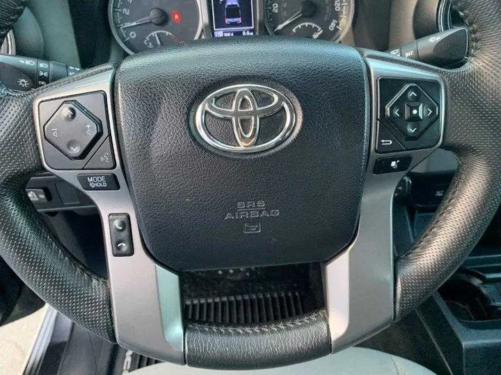 GRAY, 2017 TOYOTA TACOMA DOUBLE CAB Image 166