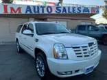 WHITE PEARL, 2011 CADILLAC ESCALADE ESV Thumnail Image 2