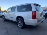 WHITE PEARL, 2011 CADILLAC ESCALADE ESV Thumnail Image 22