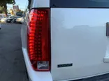 WHITE PEARL, 2011 CADILLAC ESCALADE ESV Thumnail Image 190