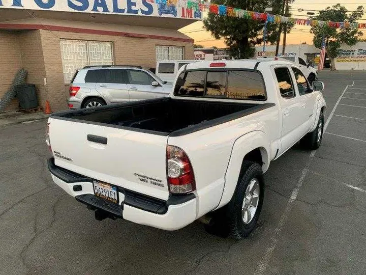 WHITE, 2010 TOYOTA TACOMA DOUBLE CAB Image 26