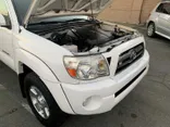 WHITE, 2010 TOYOTA TACOMA DOUBLE CAB Thumnail Image 35