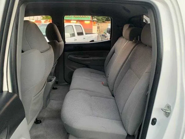 WHITE, 2010 TOYOTA TACOMA DOUBLE CAB Image 67