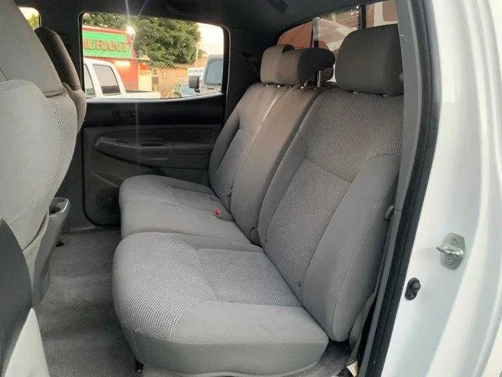 WHITE, 2010 TOYOTA TACOMA DOUBLE CAB Image 70