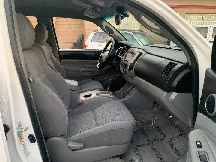 WHITE, 2010 TOYOTA TACOMA DOUBLE CAB Image 82