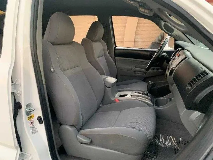 WHITE, 2010 TOYOTA TACOMA DOUBLE CAB Image 83