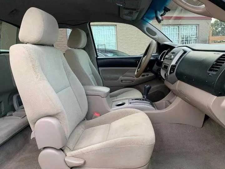 WHITE, 2007 TOYOTA TACOMA ACCESS CAB Image 88