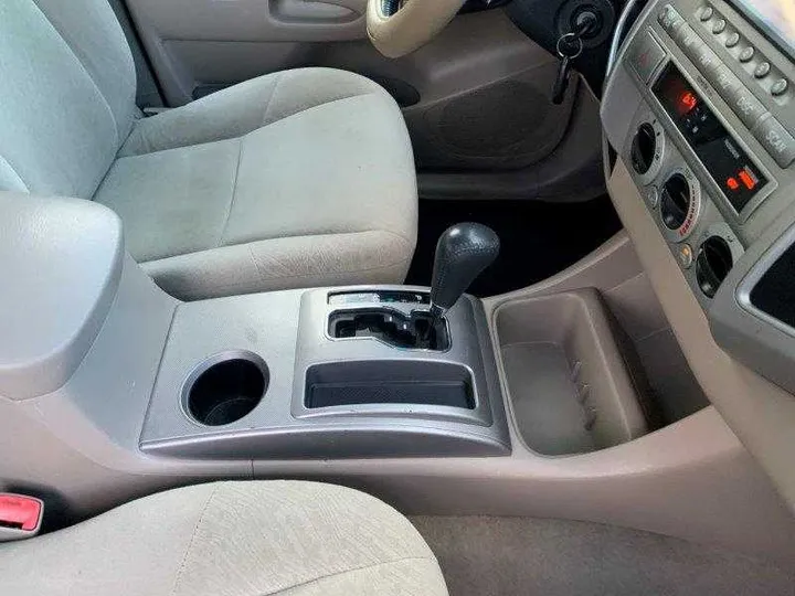 WHITE, 2007 TOYOTA TACOMA ACCESS CAB Image 102