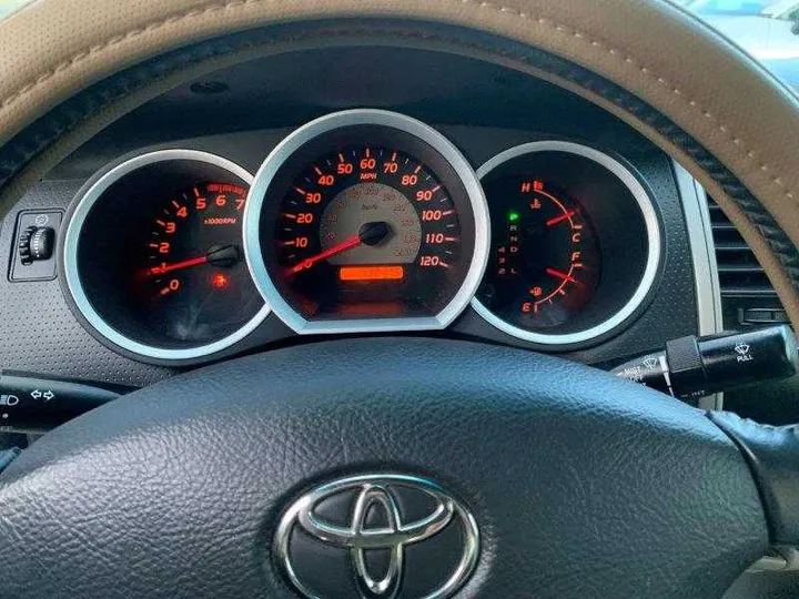 WHITE, 2007 TOYOTA TACOMA ACCESS CAB Image 117