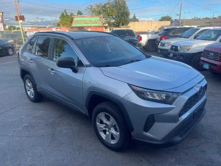 SILVER, 2021 TOYOTA RAV4 HYBRID Image 4