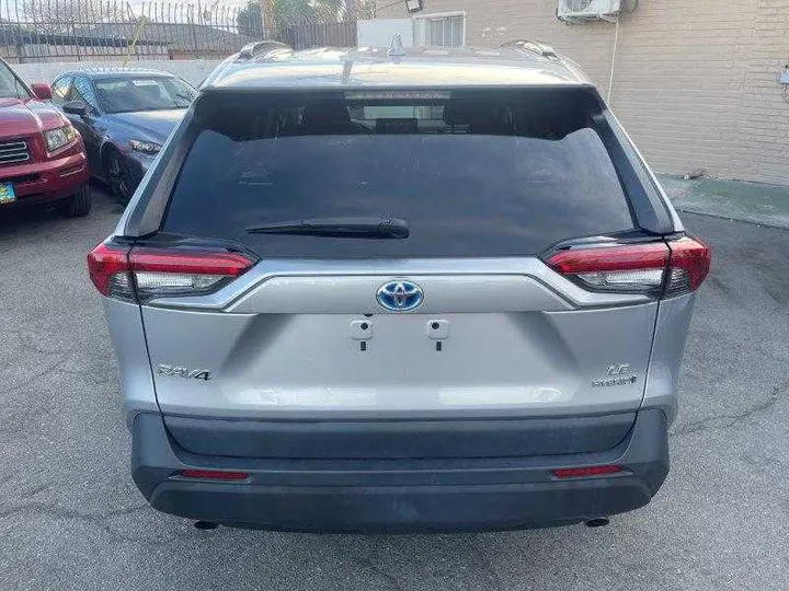 SILVER, 2021 TOYOTA RAV4 HYBRID Image 25