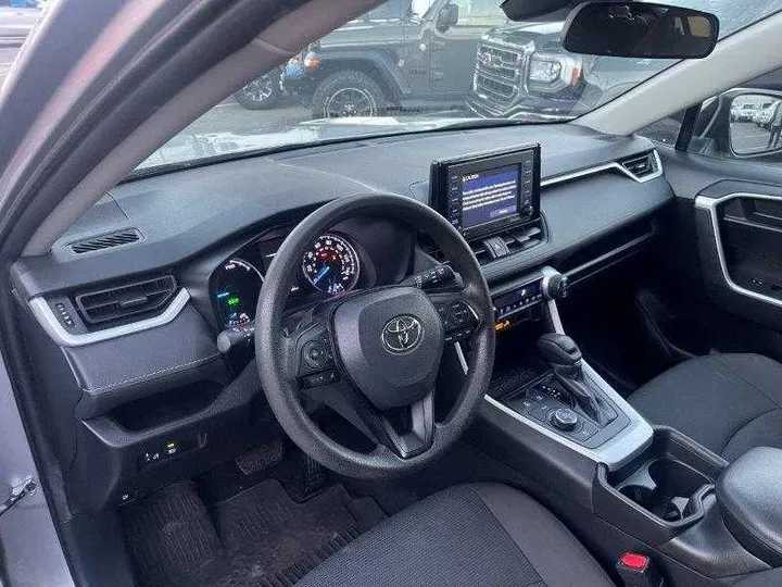 SILVER, 2021 TOYOTA RAV4 HYBRID Image 84