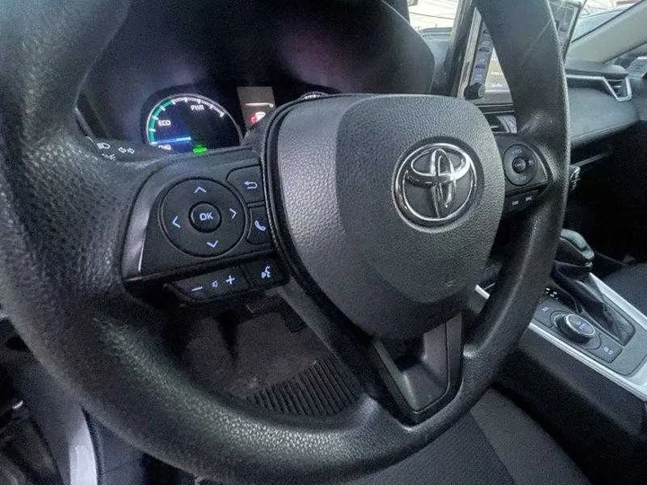 SILVER, 2021 TOYOTA RAV4 HYBRID Image 113