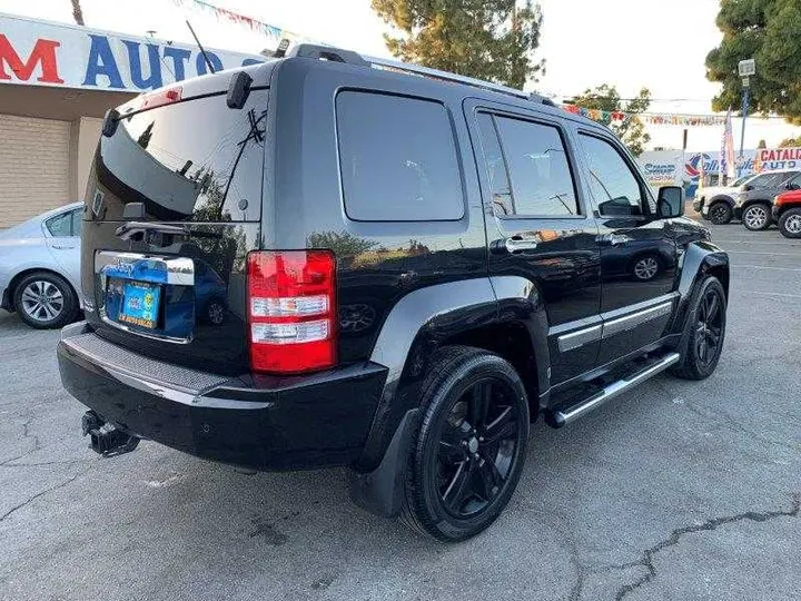 BLACK, 2012 JEEP LIBERTY Image 37