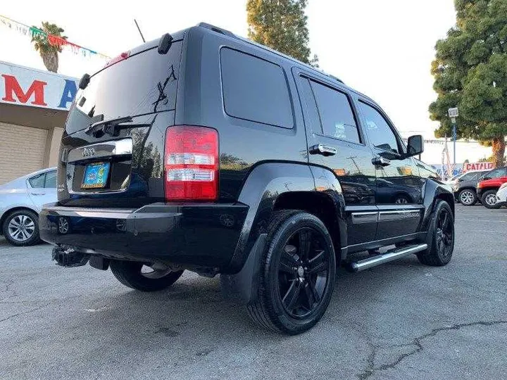 BLACK, 2012 JEEP LIBERTY Image 38