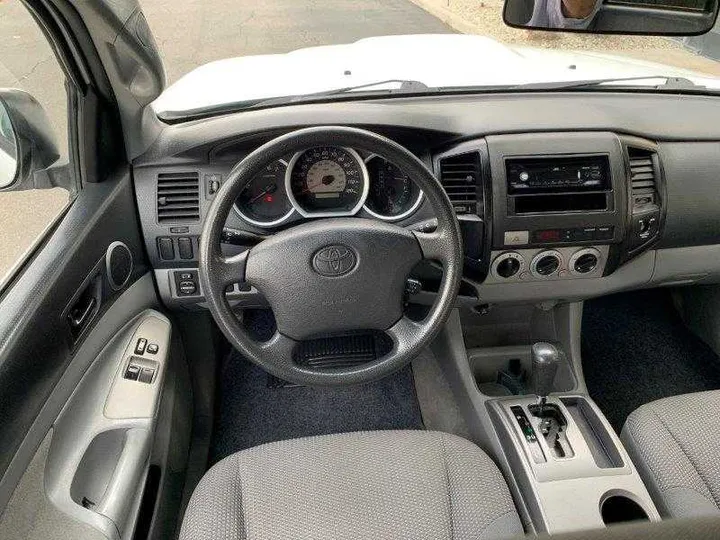 WHITE, 2007 TOYOTA TACOMA ACCESS CAB Image 128