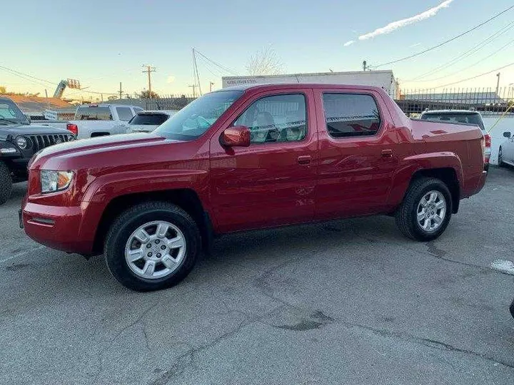 RED, 2006 HONDA RIDGELINE Image 17